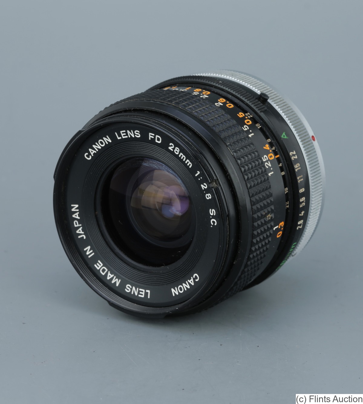 Canon: 28mm (2.8cm) f2.8 FD S.C camera