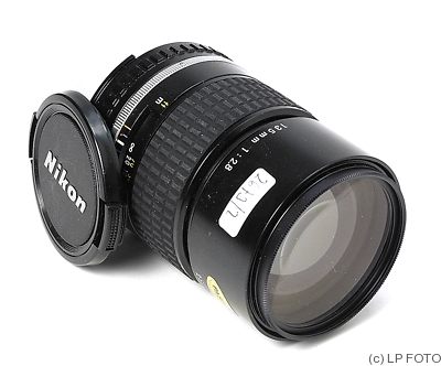 Nikon: 135mm (13.5cm) f2.8 Series E (AIS) camera