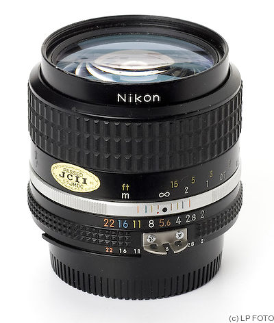 Nikon: 35mm (3.5cm) f2 Nikkor (AIS) camera