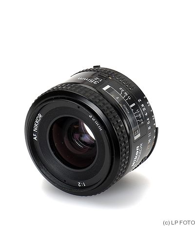 Nikon: 35mm (3.5cm) f2 Nikkor AF camera