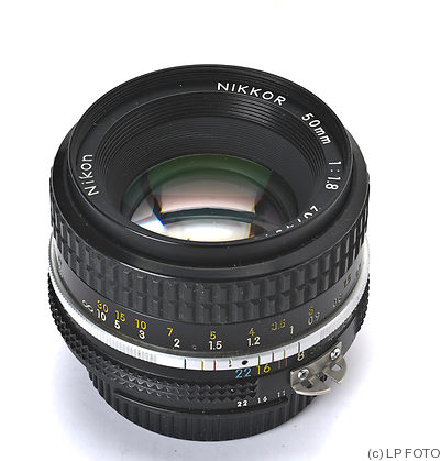 Nikon: 50mm (5cm) f1.8 Nikkor (AI) camera