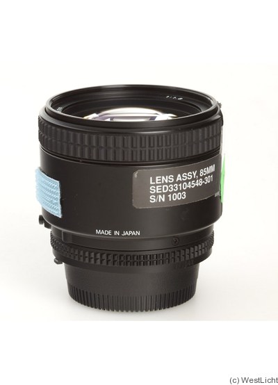 Nikon: 85mm (8.5cm) f1.8 Nikkor AF 'NASA' camera