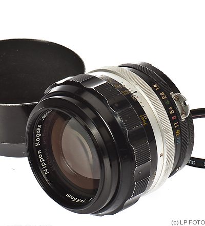 Nikon: 85mm (8.5cm) f1.8 Nikkor-H (AI) camera