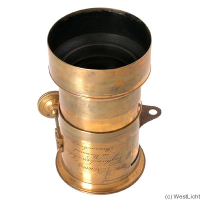 Voigtländer: Petzval (brass, 20cm) camera