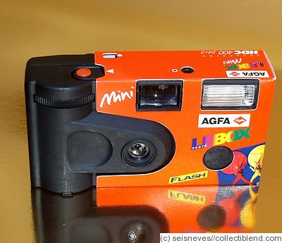AGFA: Le Box Mini Flash camera