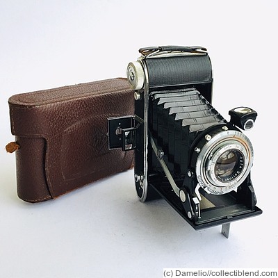 AGFA: Ventura 69 Deluxe camera