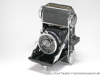 Balda: Baldina (1935) camera