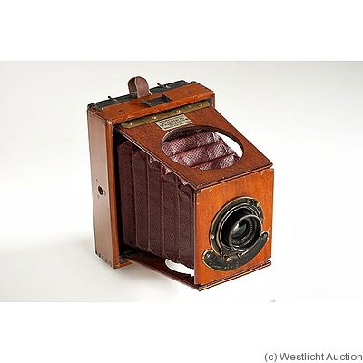 Bellieni: Strut-Folding Camera (wooden) camera
