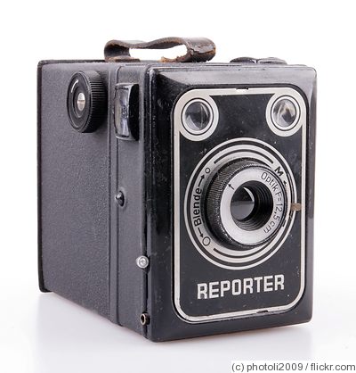 Braun Carl: Reporter Box camera