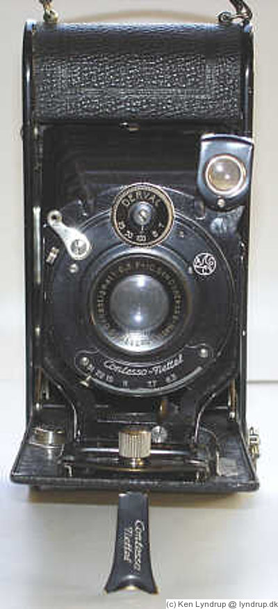 Contessa-Nettel: Cocarette camera