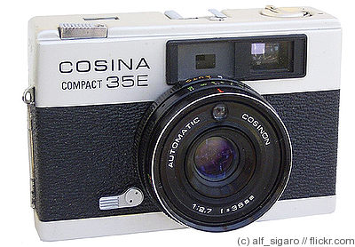 Cosina Co: Cosina Compact 35 E camera