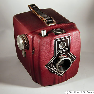 Dacora Dangelmaier: Daci (red) camera