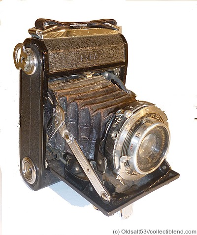 Fuji Kogaku Seiki: Semi Lyra (II) camera