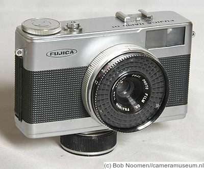 Fuji Optical: Fujica Rapid-D1 camera
