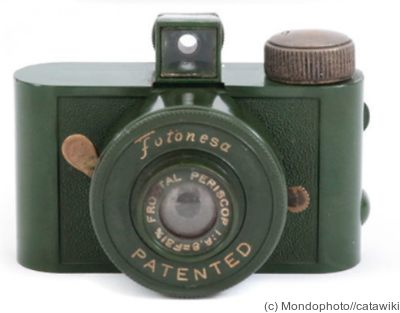 G.P.M.: Fotonesa (green) camera