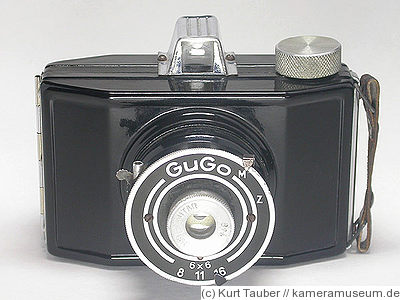 Goldammer: Gugo (black, 1950) camera