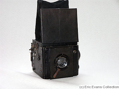 Houghton: Ensign Pressman Reflex camera