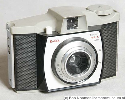 Kodak Eastman: Brownie 44A camera