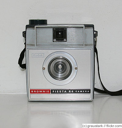 Kodak Eastman: Brownie Fiesta R4 camera