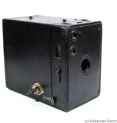 Kodak Eastman: Brownie No.2A Model B (Canada) camera