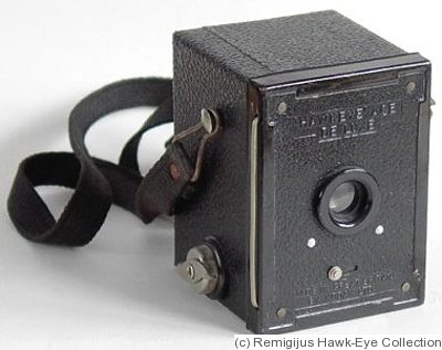 Kodak Eastman: Hawk-Eye Ace Deluxe camera