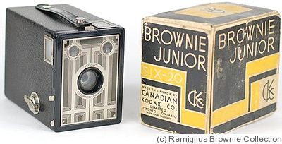 Kodak Eastman: Six-20 Brownie Junior (Canadian) camera