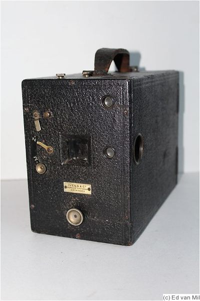 Krügener: Alpha (leatherette) camera
