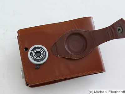 Kunik Walter: Petitax (purse) camera