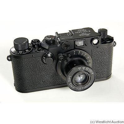 Leitz: Leica IIIc black Heer camera