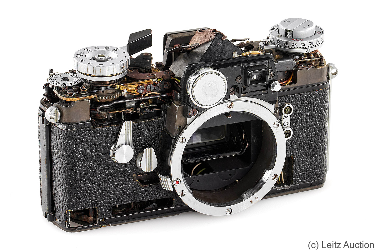 Leitz: Leicaflex Cut-Away camera