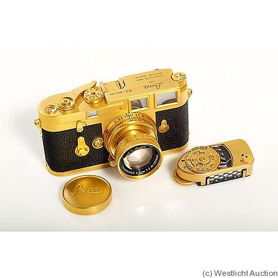 Leitz: Leica M3 gold camera