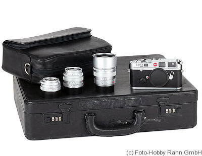 Leitz: Leica M6 Traveller Set camera
