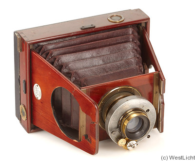 Mackenstein: Folding Camera (gate-type 13x18) camera