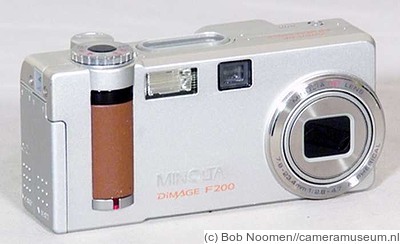 Minolta: DiMAGE F200 camera