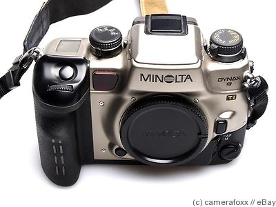 Minolta: Dynax 9 Ti camera
