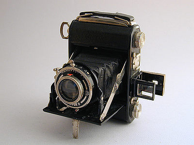 Minolta: Semi Minolta II camera