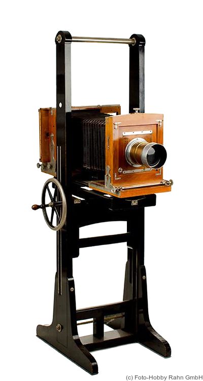 Neue Görlitzer KW: Studio Camera (22x22) camera