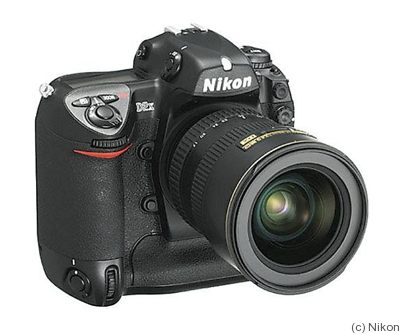 Nikon: D2X camera