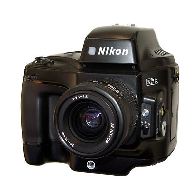 Nikon: Nikon E3 camera