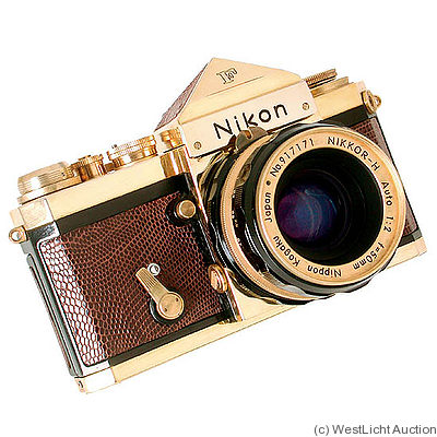 Nikon: Nikon F gold camera