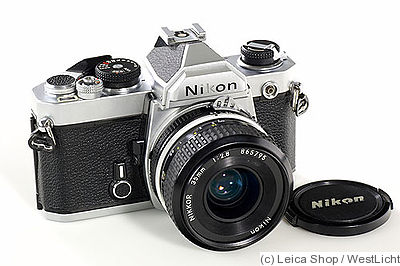 Nikon: Nikon FM chrome camera