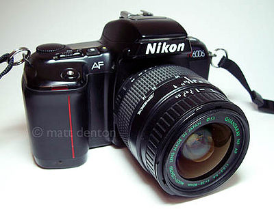 Nikon: Nikon N6000 camera