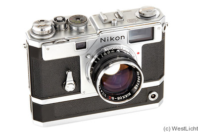 Nikon: Nikon S3M chrome camera