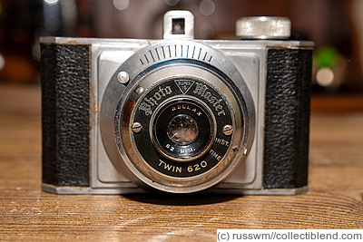 Photo Master: Photo Master Twin 620 camera