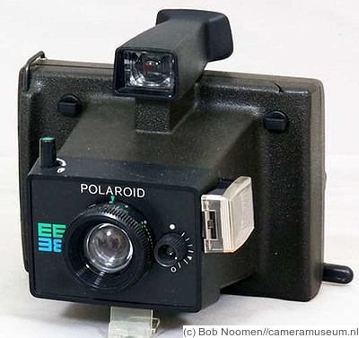 Polaroid: EE 38 camera