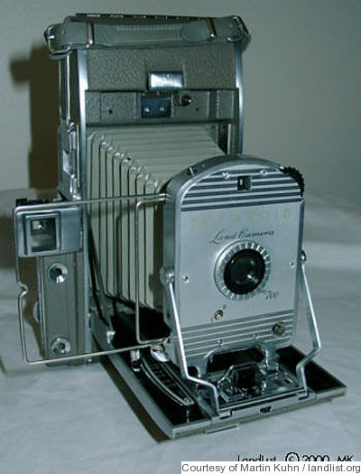 Polaroid: Polaroid 700 camera