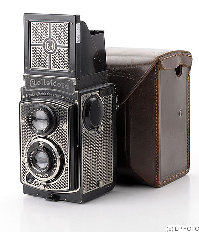 Rollei: Rolleicord I ’Tapeten’ (Wallpapered) camera