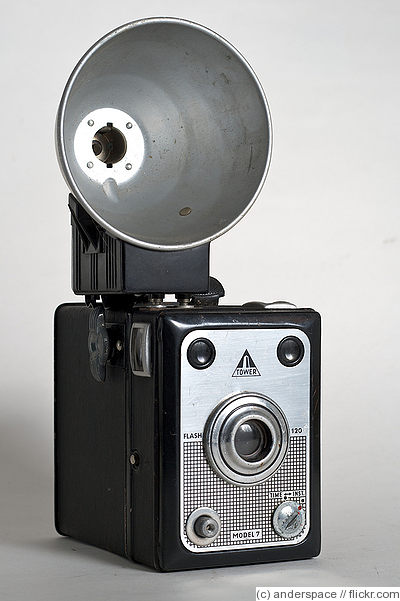Sears Roebuck: Tower Flash 120 Model 7 camera
