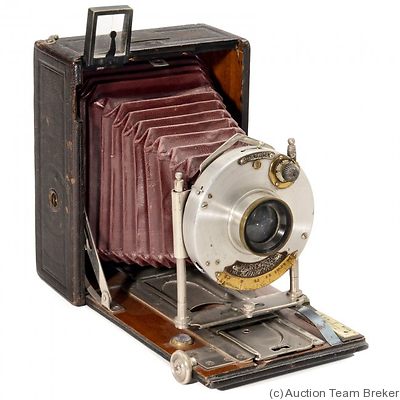 Thornton Pickard: Folding camera