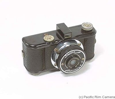 Wholesale Photo: Spartus Miniature camera
